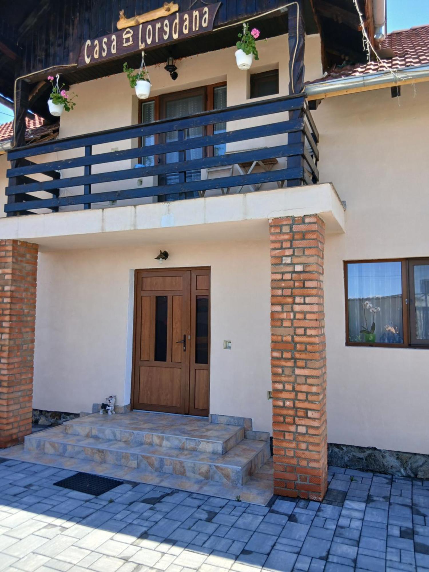 Casa Loredana Cîrţişoara エクステリア 写真